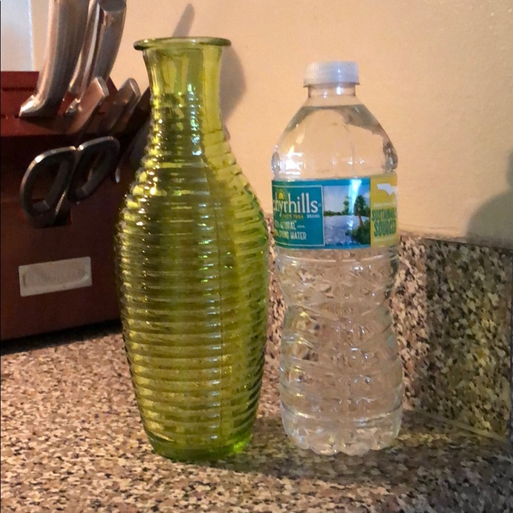 Ribbed Glass Vase - Picture 2 of 2